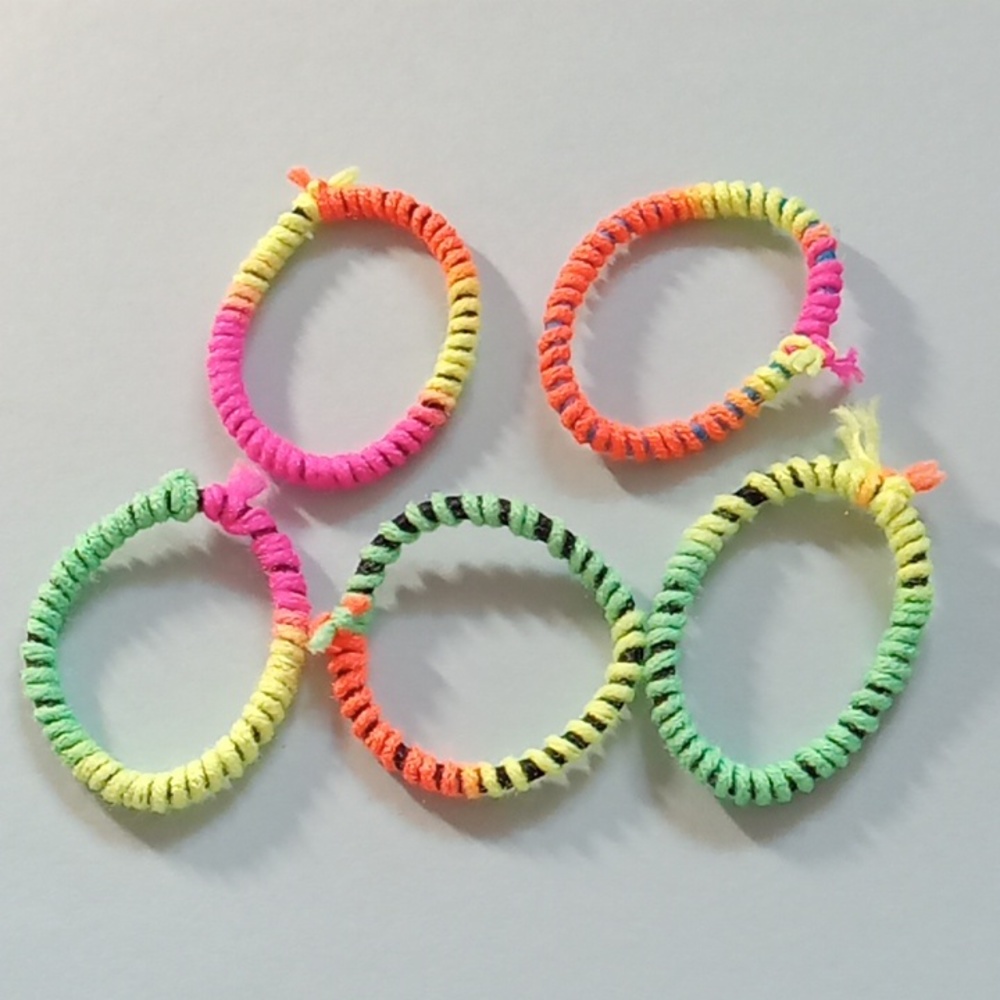 5 neon hair elastics